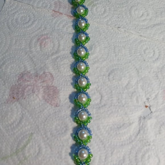 Seed bead and Pearl Bracelet - Picture 2 of 2